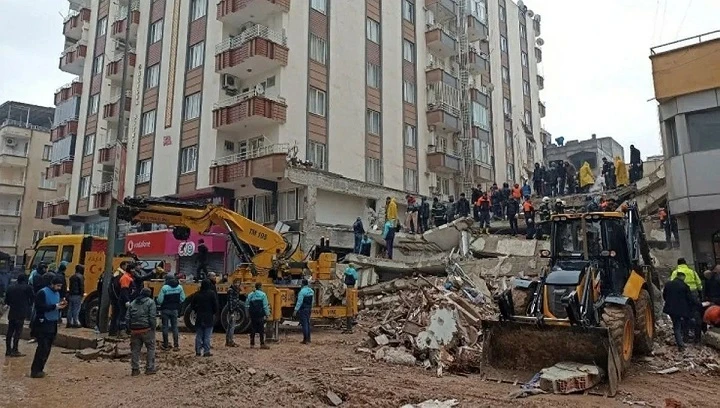 Asrın felaketinde 51 kişinin öldüğü Furkan Apartmanı için yeni iddianame