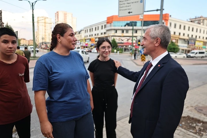 BAŞKAN TAHMAZOĞLU ESNAF VE VATANDAŞIN YANINDA