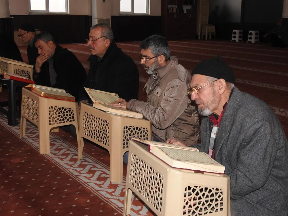 Gaziantep'te camilerde mukabele geleneği yaşatılıyor