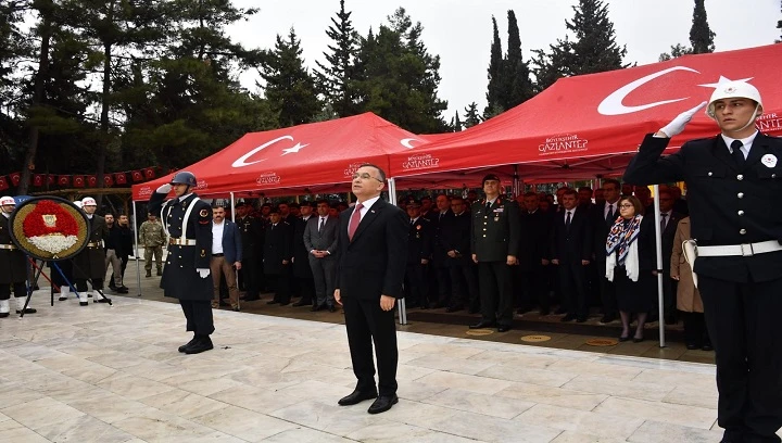 Gaziantep’ te Çanakkale Zaferi’nin 110. Yılında Duygusal Anma Töreni