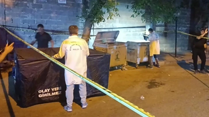 Gaziantep'te çuvalla çöp konteynerine atılmış kadın cesedi bulundu