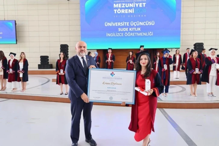 Hasan Kalyoncu Üniversitesi bin 707 öğrencisini mezun etmenin gururunu yaşadı