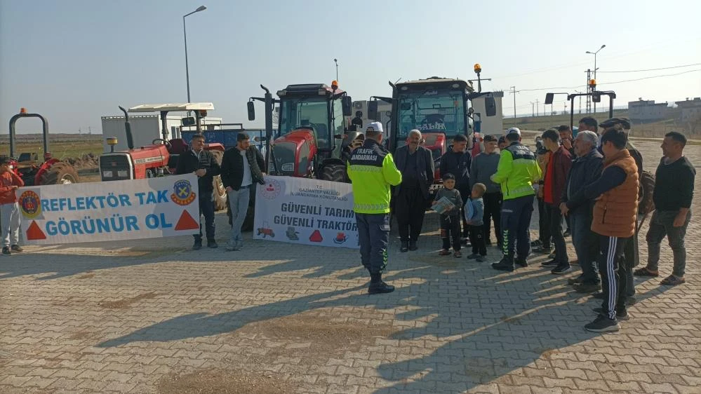 Jandarmadan 395 traktör sürücüsüne güvenlik trafik ve güvenli tarım eğitimi