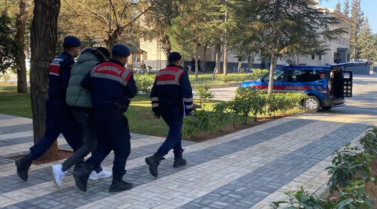 SİLAHLI TERÖR ÖRGÜTÜ ÜYELERİNE ŞAFAK OPERASYONU