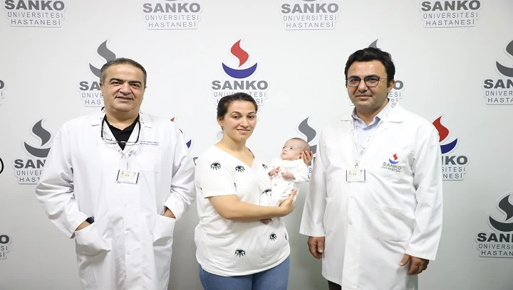 SANKO Üniversitesi Hastanesi'nde bebeğe kalp ameliyatı yapıldı