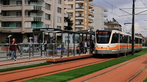 GAZİANTEP BÜYÜKŞEHİR, YÜZBİNLERCE GENCE 22 ÜCRETSİZ BİNİŞ HAKKI TANIDI