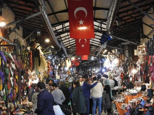 Gaziantep'in tarihi mekanları ara tatilde turist akınına uğradı