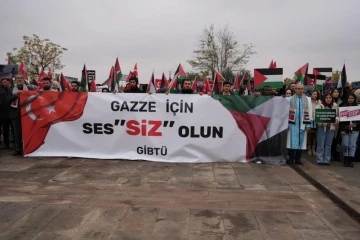 GİBTÜ'de, İsrail'in Gazze'ye saldırılarına sessiz protesto