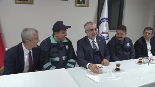 Bakan Işıkhan: &quot;Yıkımın derin izlerini, yerlerine çok daha büyük eserler yaparak telafi edeceğiz&quot;