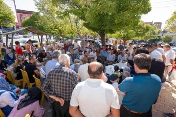 Yılmaz, halk buluşmalarına devam ediyor